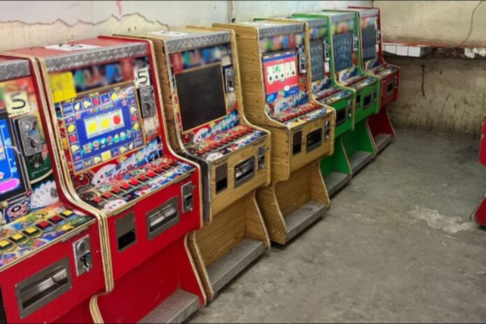 Clausurados minicasinos: Más de 140 máquinas tragamonedas aseguradas en operativos en Sinaloa