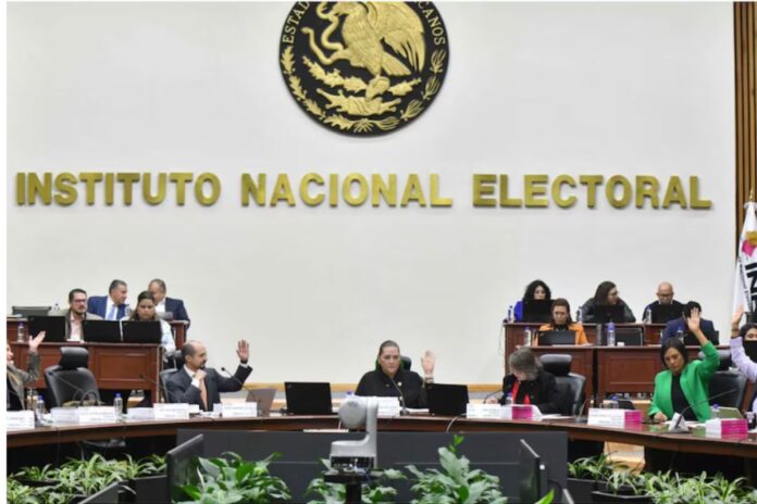 Juez rechaza solicitud del INE para revocar medidas cautelares sobre la elección del Poder Judicial