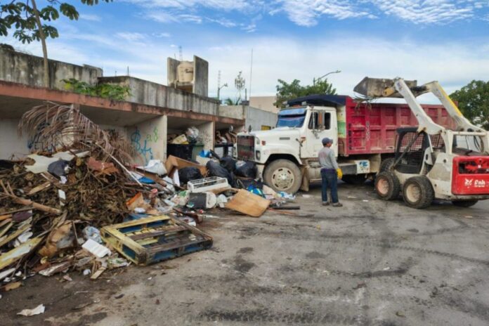 Eficiente recolección de basura en Solidaridad durante las fiestas decembrinas