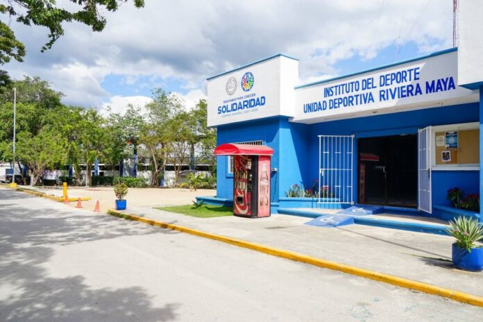 Gobierno Municipal restaura alberca en la Unidad Deportiva Riviera Maya: Un espacio digno para el deporte