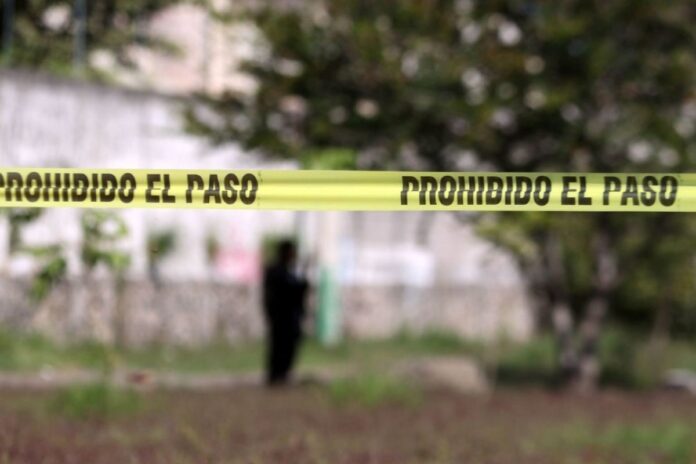 Detienen en Oaxaca a hombre acusado de feminicidio contra su esposa embarazada en Reyes Mantecón