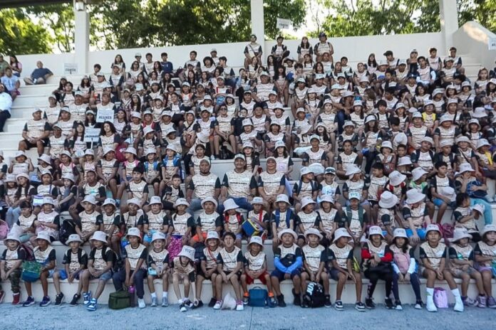 Inicia el Curso de Verano “Baaxloob Paalaloob - Deportilandia” en Playa del Carmen con más de 400 participantes