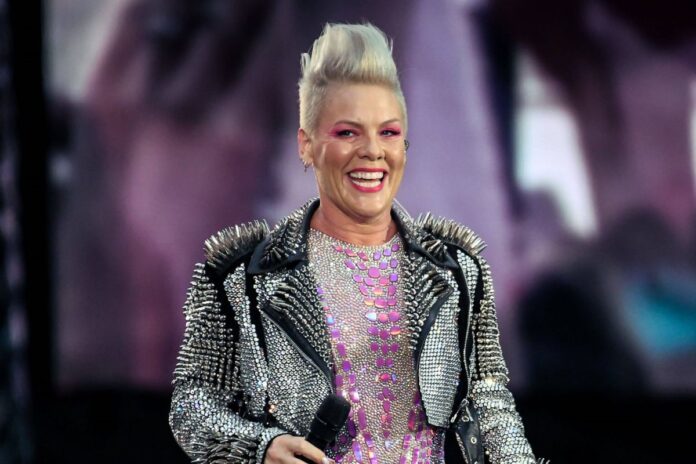 Nicki Minaj celebra a P!nk por dominar el desafío viral del Stiletto