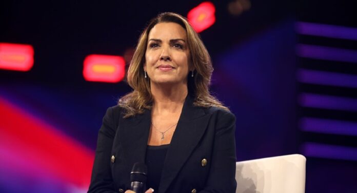 Sara Carter, directora de la Oficina de Política Nacional para el Control de Drogas de Estados Unidos, cuya reunión con Claudia Sheinbaum fue pospuesta.
