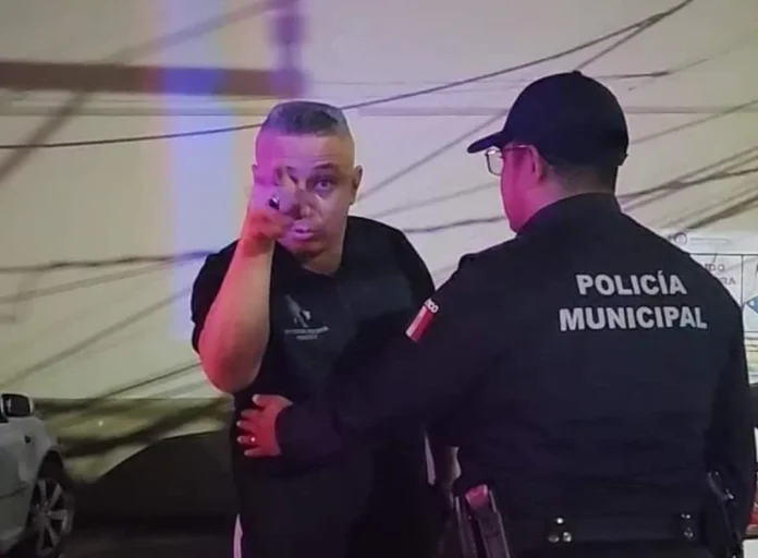 Destituyen a Director de la Policía Auxiliar de Cancún tras ser detenido por conducta indecorosa relacionada a estado de ebriedad