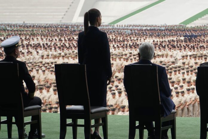 Sheinbaum reconoce los valores de la Armada de México en la conmemoración del 199 Aniversario de la Independencia en el Mar