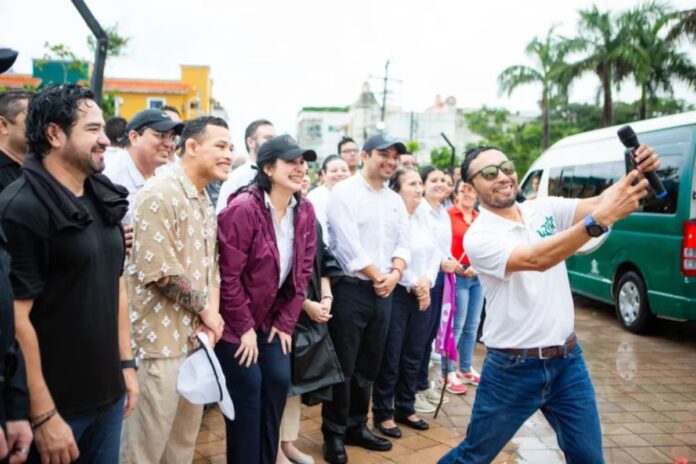Solidaridad Conmemora el 114 Aniversario de la Revolución Mexicana con un Colorido Desfile Cívico-Deportivo