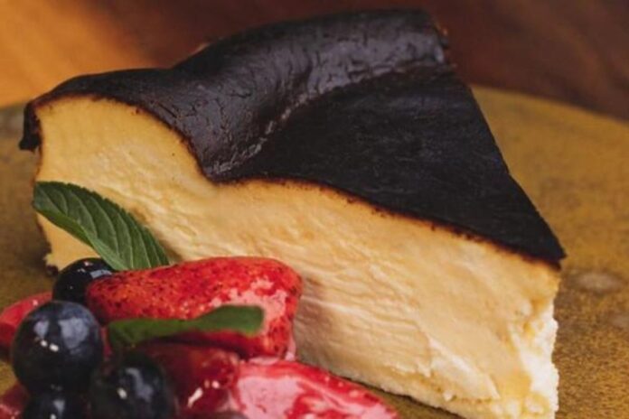 El cheesecake navideño de Oswaldo Oliva: una delicia con toque de autor