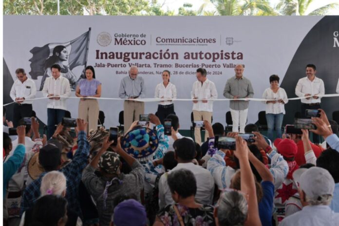 Claudia Sheinbaum inaugura tramo de carretera en Bucerías-Puerto Vallarta