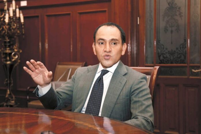 Arturo Herrera advierte que la incertidumbre de los aranceles ya afecta la economía mexicana