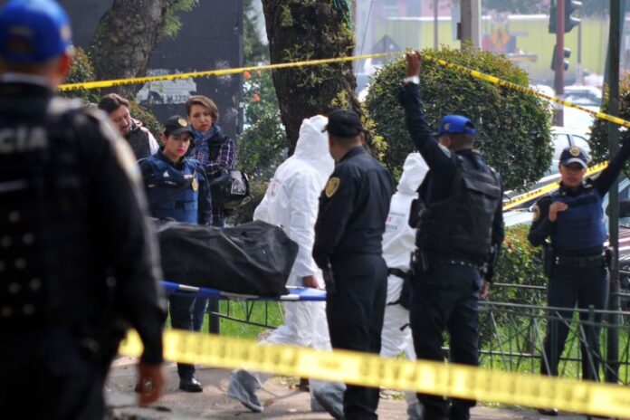 Hallazgo de cuerpo en Tlatelolco-CDMX indigna a vecinos y reaviva la exigencia de justicia por feminicidios