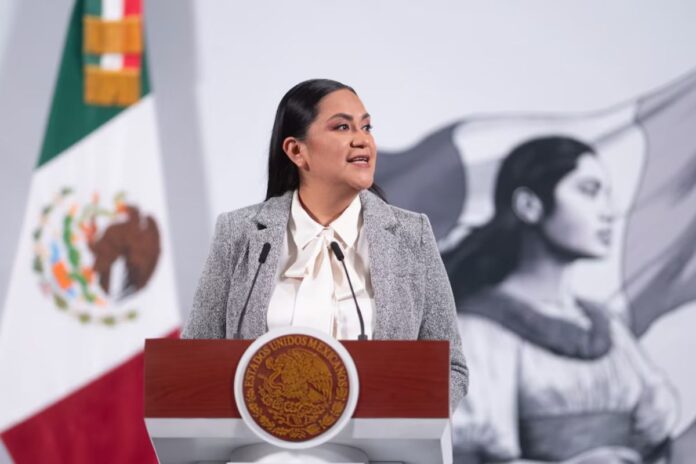 Diputados de Morena piden la renuncia de Ariadna Montiel, pero Claudia Sheinbaum la respalda: 