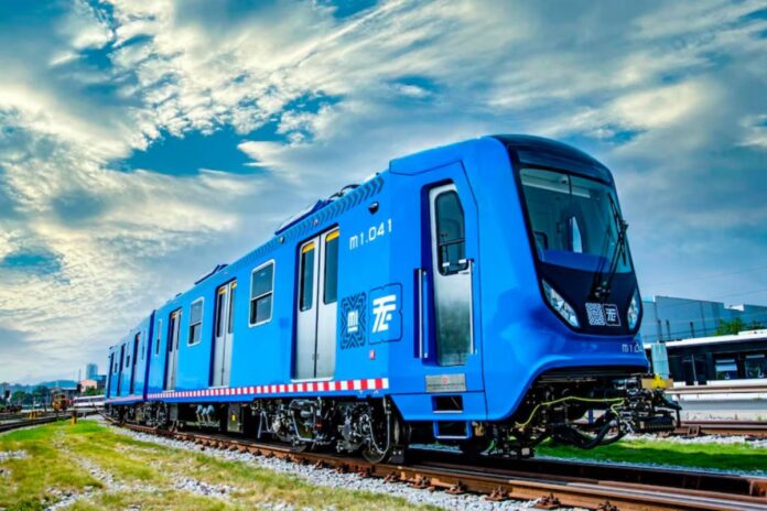 CDMX invertirá 300 mil millones de pesos para renovar el Tren Ligero con 17 nuevas unidades