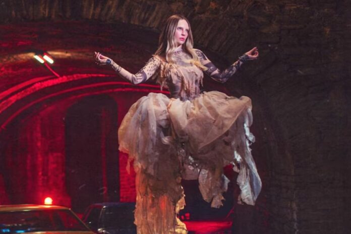 Belinda defiende los corridos tumbados y celebra su evolución artística en Billboard Mujeres Latinas en la Música 2025