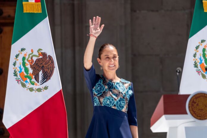 Claudia Sheinbaum supera en popularidad a AMLO y fortalece el optimismo económico en México