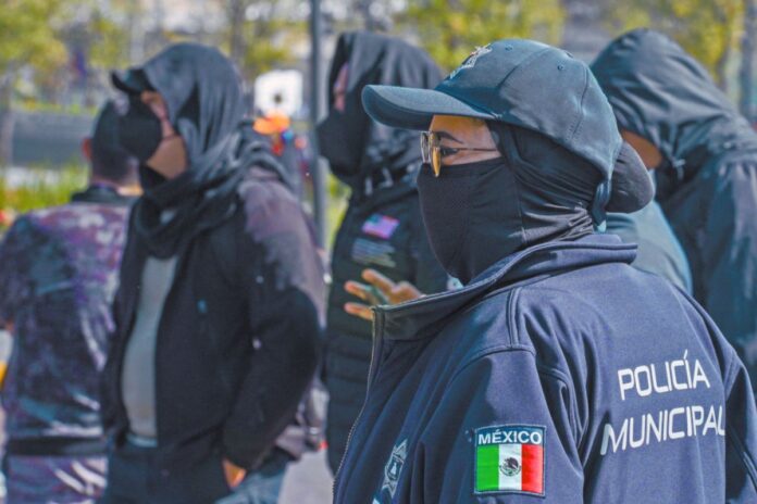 México Evalúa: Policías municipales en México viven en pobreza patrimonial y sin seguridad laboral