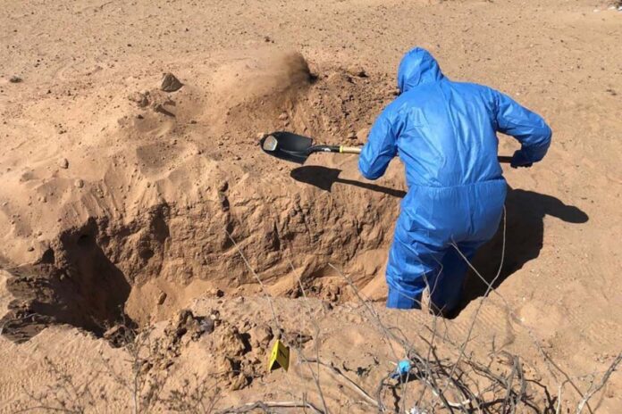 Localizan 44 restos óseos en fosas clandestinas de Ixtlahuacán, Colima