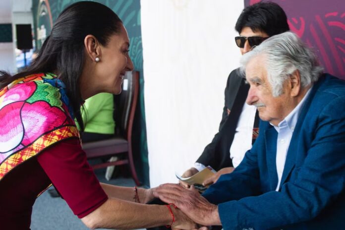 Claudia Sheinbaum lamenta la muerte de José 