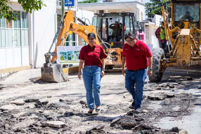 Estefanía Mercado arranca histórica repavimentación en el Centro de Playa del Carmen con inversión de más de 19.9 millones de pesos