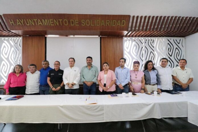 Gobierno Municipal coordina con empresas de servicios públicos y privados acciones para mejorar la imagen urbana de Playa del Carmen