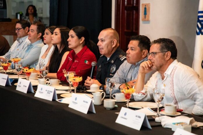 Gobierno de Estefanía Mercado y COPARMEX firman histórica alianza por la seguridad y el desarrollo económico de Playa del Carmen