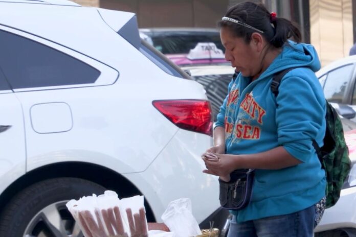 La brecha salarial contra las mujeres en México: castigo estructural a la maternidad, la edad y el tiempo parcial