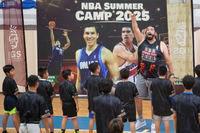 Eduardo Nájera y Horacio Llamas inspiran a jóvenes de Playa del Carmen en el NBA Summer Camp 2025
