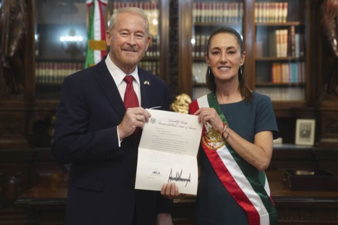 Embajador de EE. UU. desmiente presión arancelaria a México a cambio de investigaciones políticas