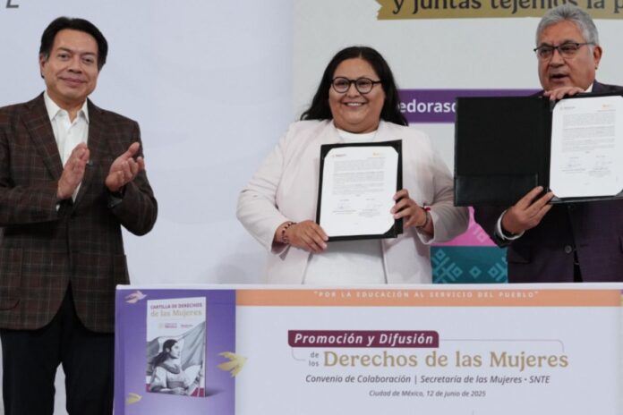 Mario Delgado atestigua acuerdo histórico entre la Secretaría de las Mujeres y el SNTE para combatir la violencia y discriminación en las escuelas