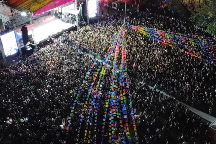 ¡Una noche con orgullo! Más de 20 mil personas celebran el Playa del Carmen Pride 2025 con Tokischa y Wendy Guevara