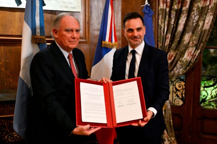 Francia y Argentina refuerzan alianza estratégica con acuerdo sobre litio y minerales críticos