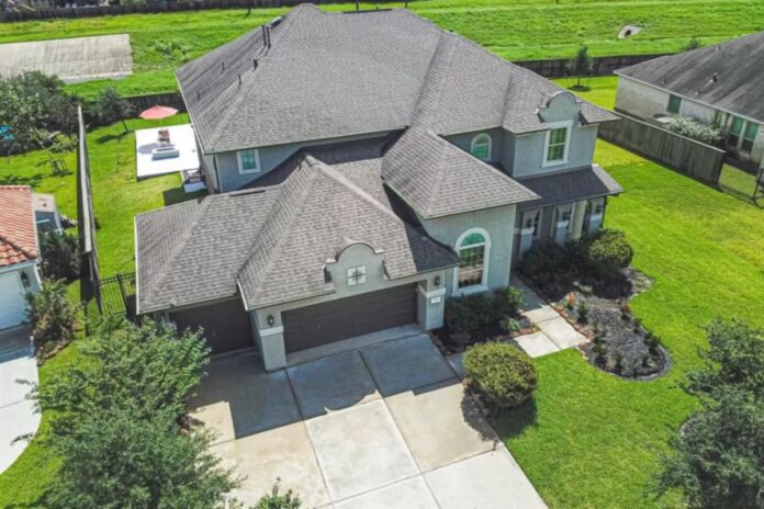 Gobierno de Guanajuato abre investigación contra Diego Sinhue por presunto conflicto de interés con residencia en EE. UU.