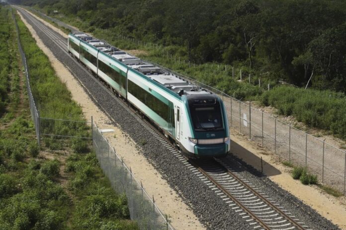 Claudia Sheinbaum defiende el Tren Maya frente a críticas por costos y pide paciencia a la ciudadanía