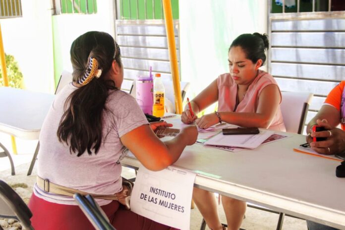 Módulo Itinerante de Servicios del Bienestar llega a la comunidad indígena El Sauce en Playa del Carmen