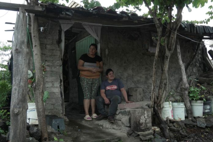 Familia mexicana pierde todo al huir de políticas migratorias de Donald Trump: 