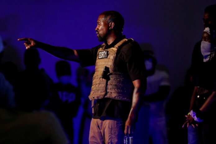 Kanye West enfrenta nueva denuncia por agresión y tráfico sexual de su exasistente