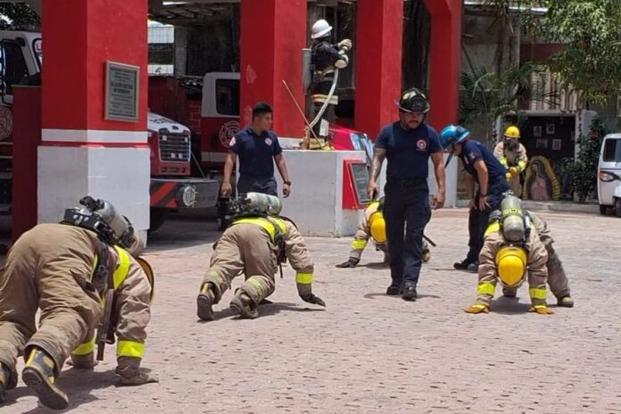 Gobierno de Estefanía Mercado fortalece lazos regionales en Protección Civil