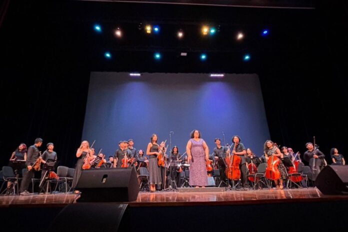 Orquesta Sinfónica Infantil y Juvenil de Playa del Carmen deslumbra en su cierre de cursos 2025