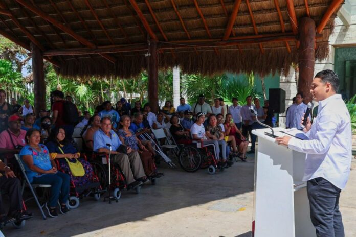 DIF Playa del Carmen entrega 48 sillas de ruedas para promover la inclusión y movilidad