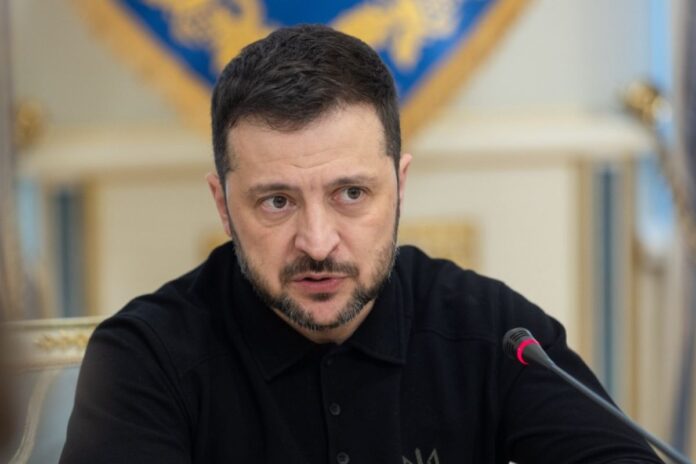 Volodímir Zelenski exige sanciones más severas tras el mayor ataque ruso contra Ucrania