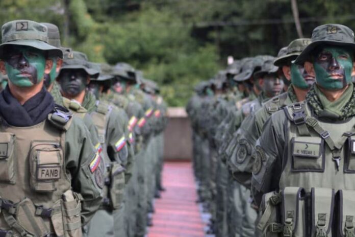 Ministro de Defensa de Venezuela revela despliegue militar contra operación antinarco de EE. UU. en el Caribe