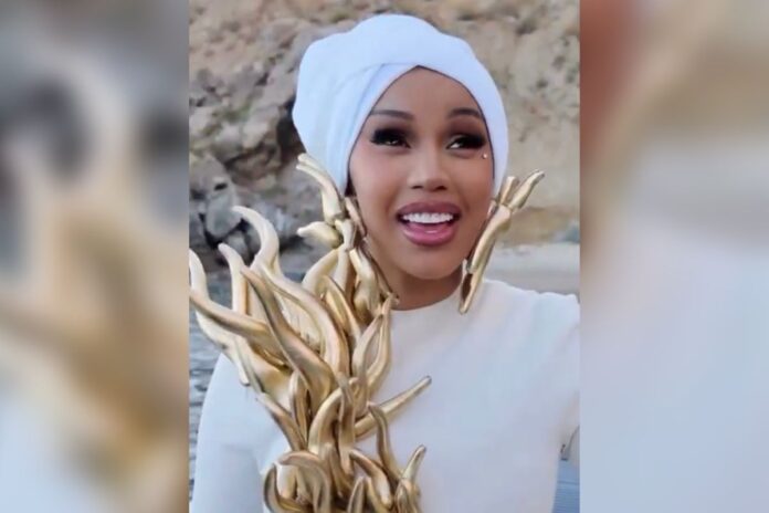 Cardi B conquista las redes con su hilarante versión de 