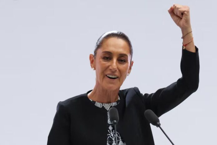 Claudia Sheinbaum celebra la 