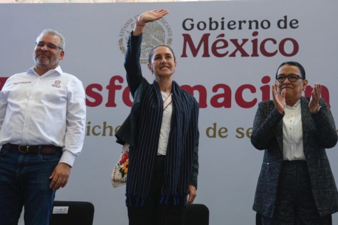 Claudia Sheinbaum promete que el salario mínimo cubrirá 2.5 canastas básicas para 2030