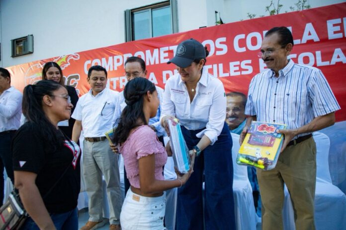 Estefanía Mercado impulsa educación, salud y transporte digno en Playa del Carmen