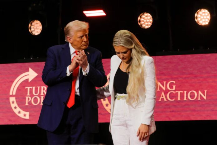 Erika Kirk perdona al asesino de su esposo en un emotivo funeral: 