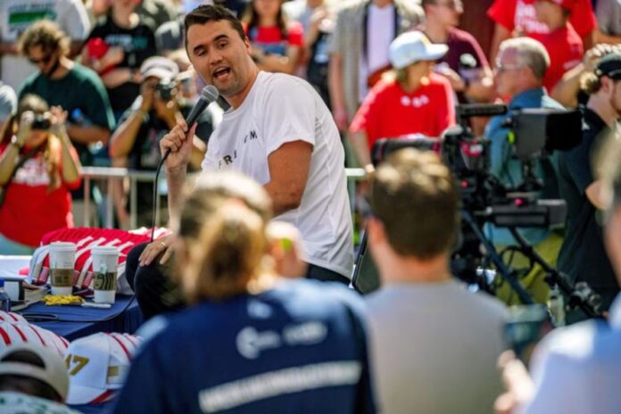 Fallece Charlie Kirk: Sospechoso liberado y la búsqueda del tirador continúa
