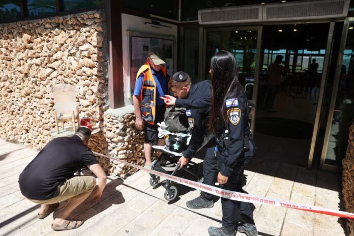 Ataque con cuchillo en hotel de kibutz Tzuba: Dos heridos y un posible atentado terrorista cerca de Jerusalén