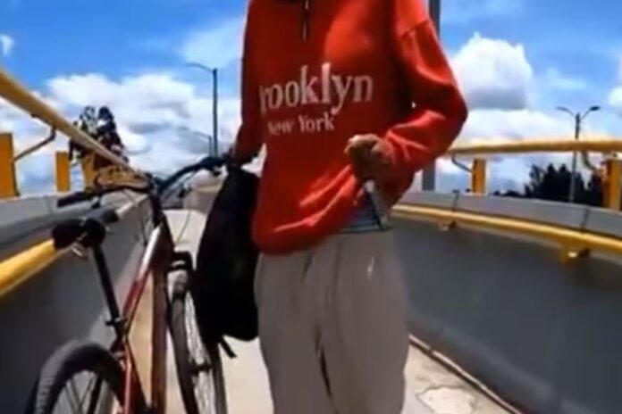Video viral: Amenaza con cuchillo interrumpe Parkour de Julián Cruz en Colombia