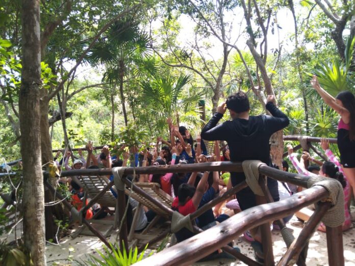 Estudiantes de Playa del Carmen exploran Xel-Há en jornada educativa respaldada por el Gobierno Municipal